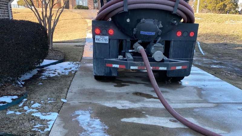 Septic and Sewer Lift Station Pumping
